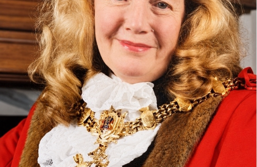 Edna Arnold